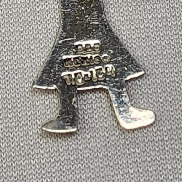 Vintage Mexico 925 Sterling Silver Family Pin - Picture 6 of 7